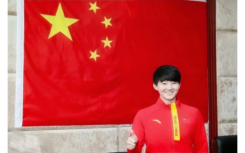 來(lái)了，世界冠軍宮乃瑩！